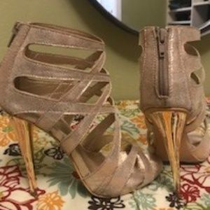 Liliana Light Gold Strappy Heel Size 7